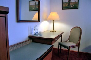 Interior - Dwor Wapowce (Przemysl)
