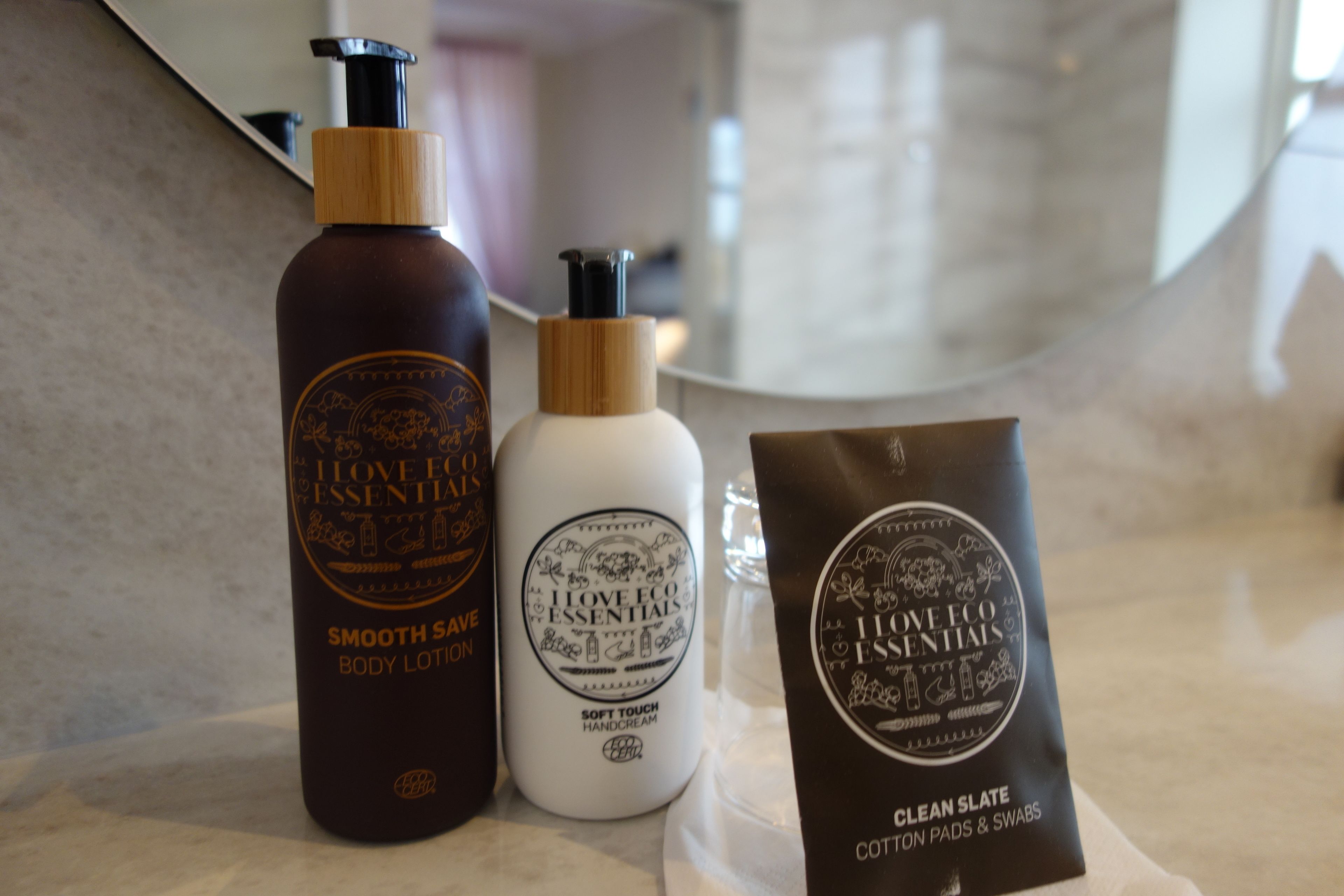 suite | bathroom | hair dryer, towels