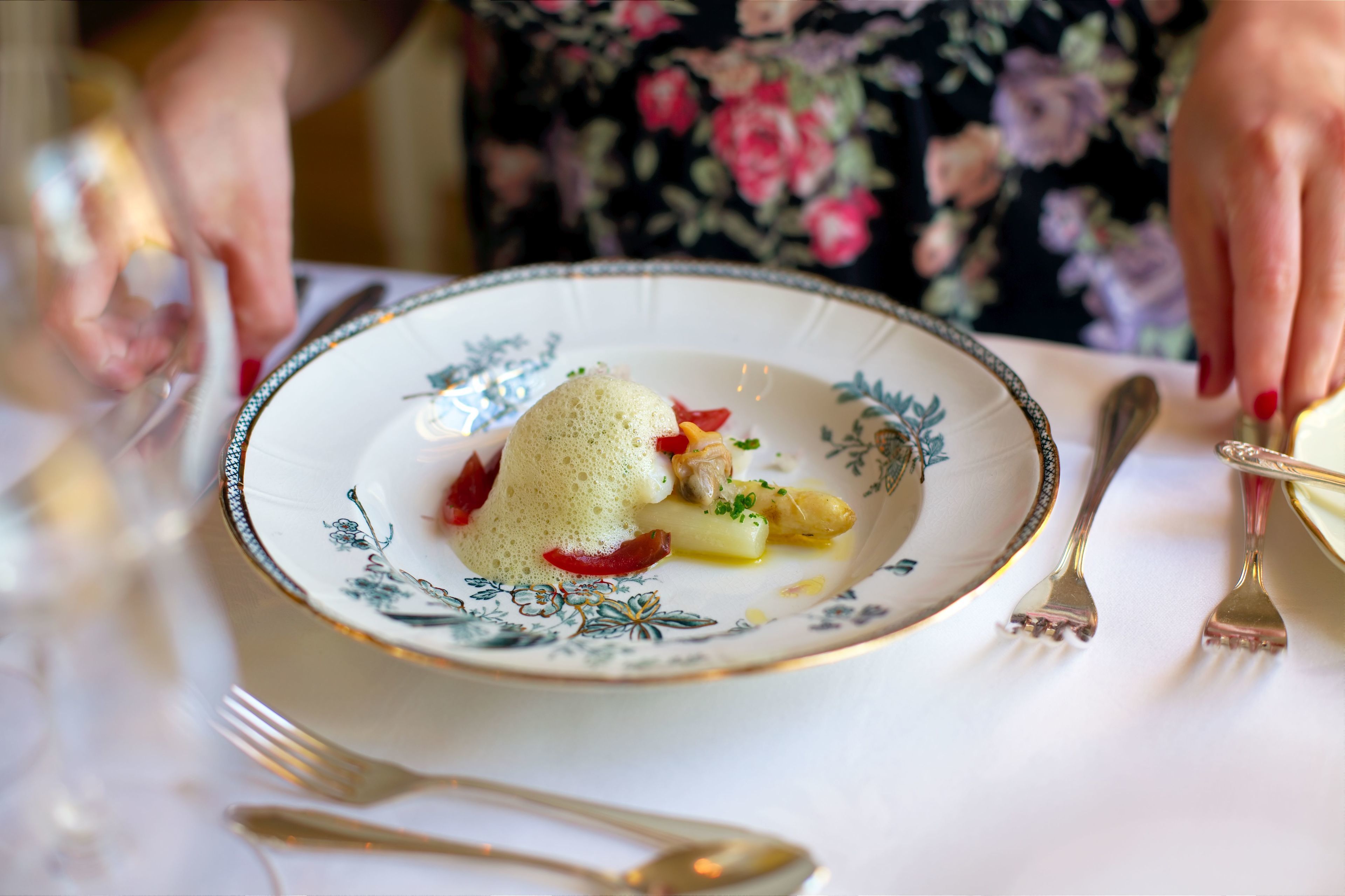 breakfast and dinner served, garden views