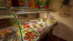 Unclassified image, 2 of 130, button - Ośrodek Usług Hotelarsko-Gastronomicznych Fian (Zakopane)