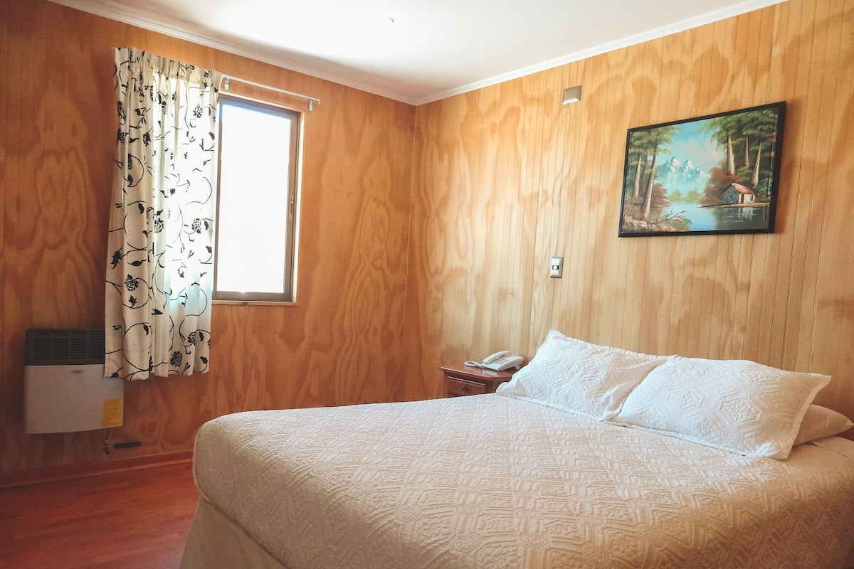 Premium bedding, individually decorated, individually furnished, desk