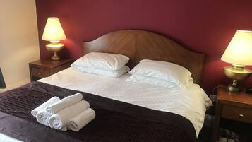 Iron/ironing board, free WiFi