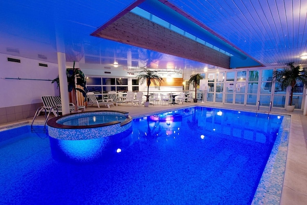 Piscine couverte