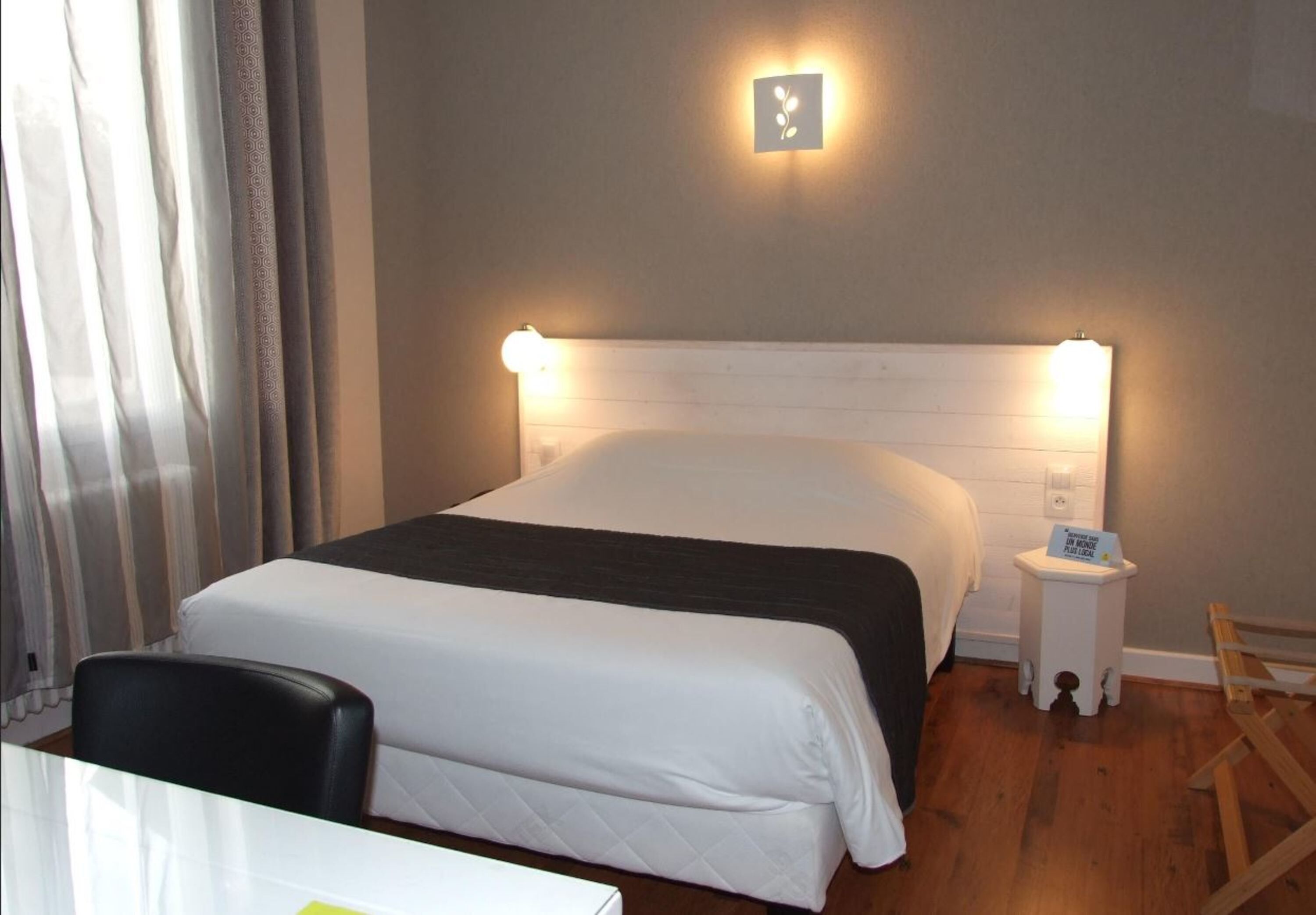 superior double room | desk, iron/ironing board, rollaway beds, free wifi