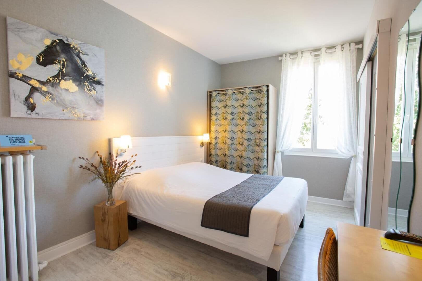 standard double room | desk, iron/ironing board, rollaway beds, free wifi