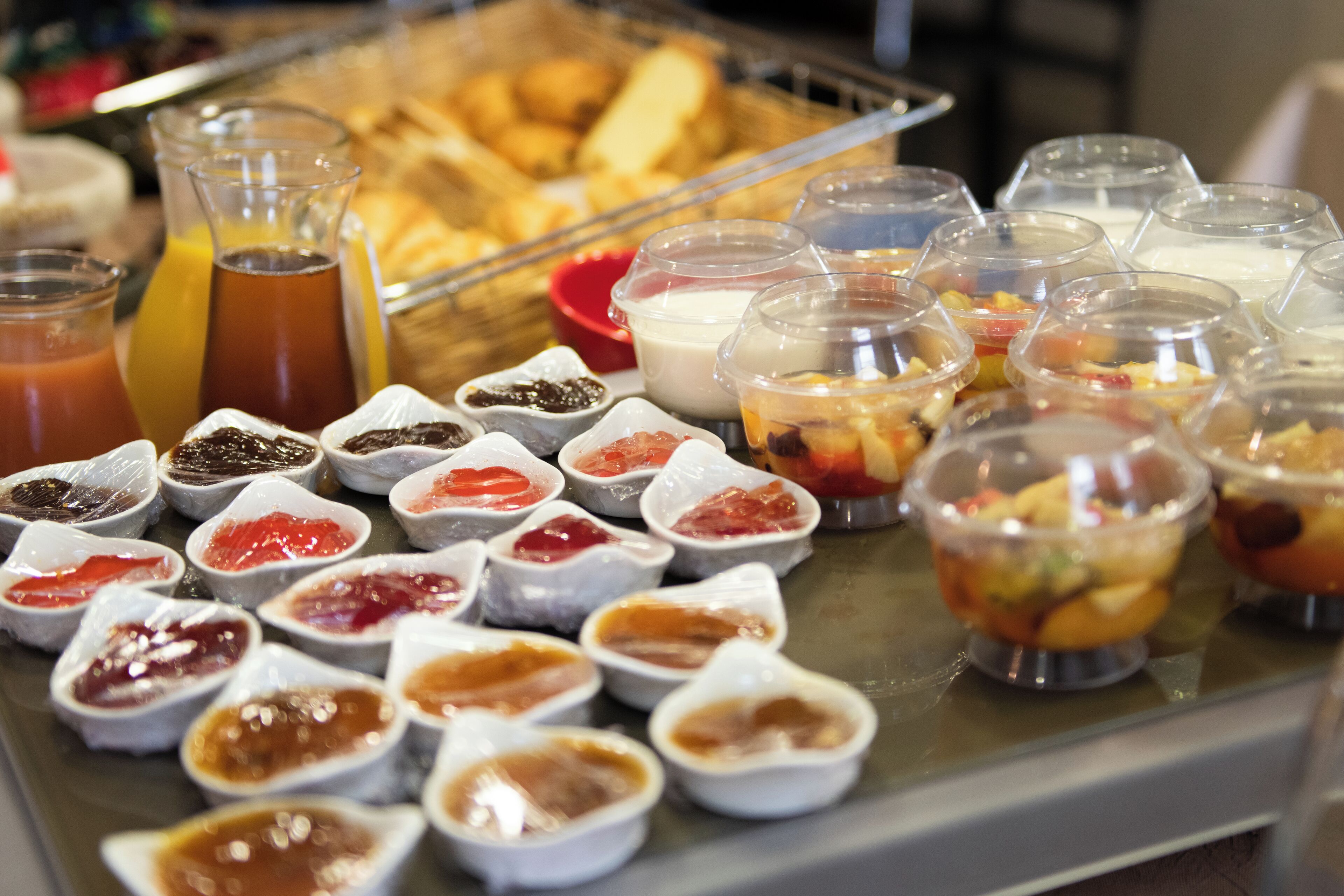 daily buffet breakfast (eur 18 per person)