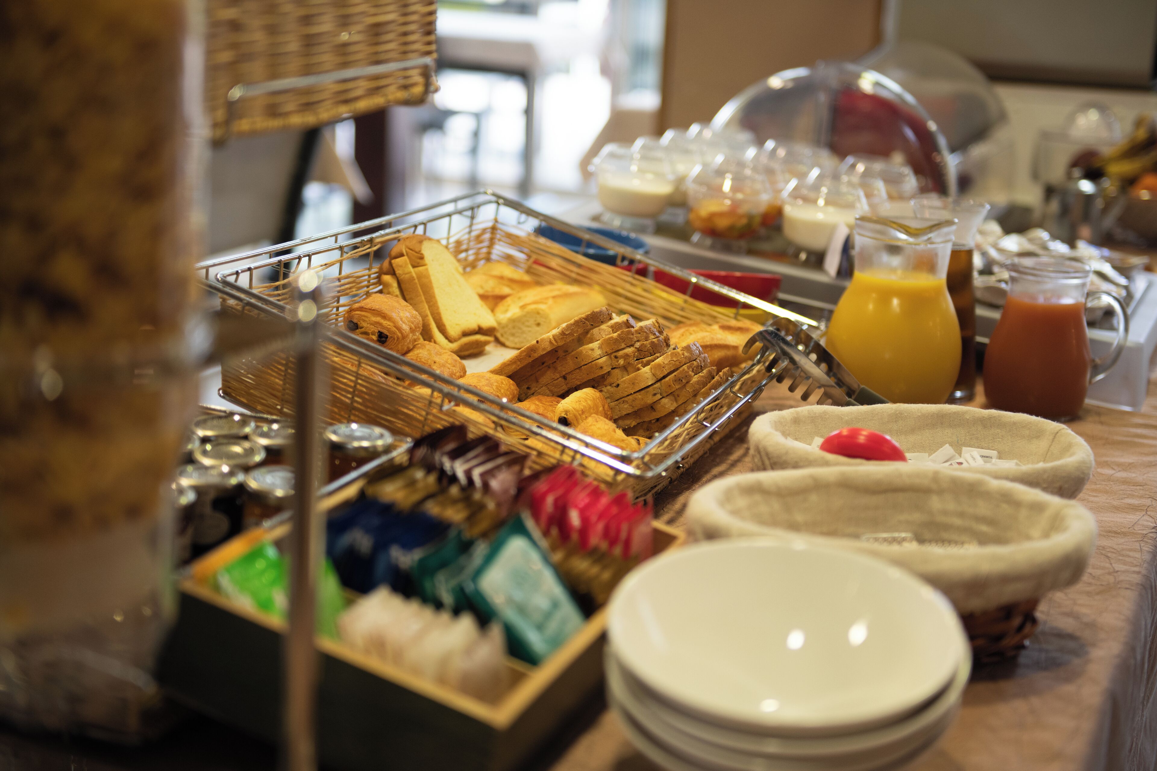 daily buffet breakfast (eur 18 per person)