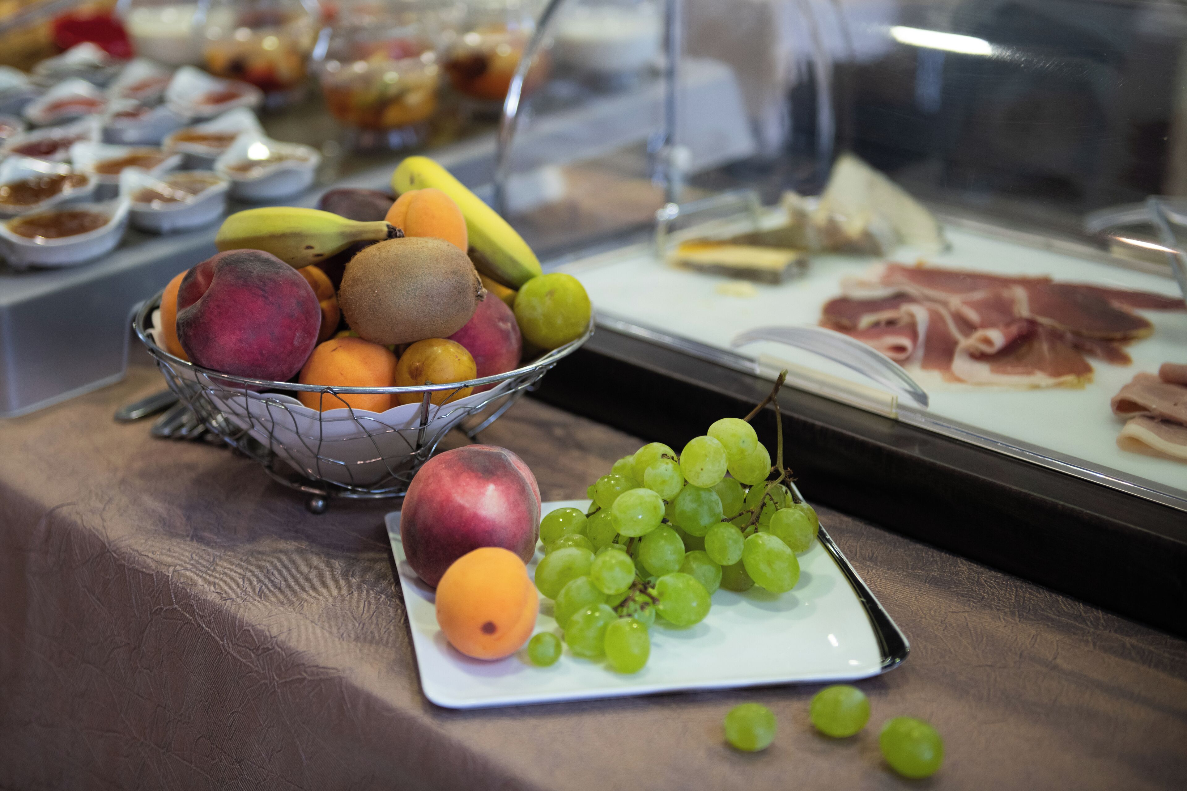 daily buffet breakfast (eur 18 per person)