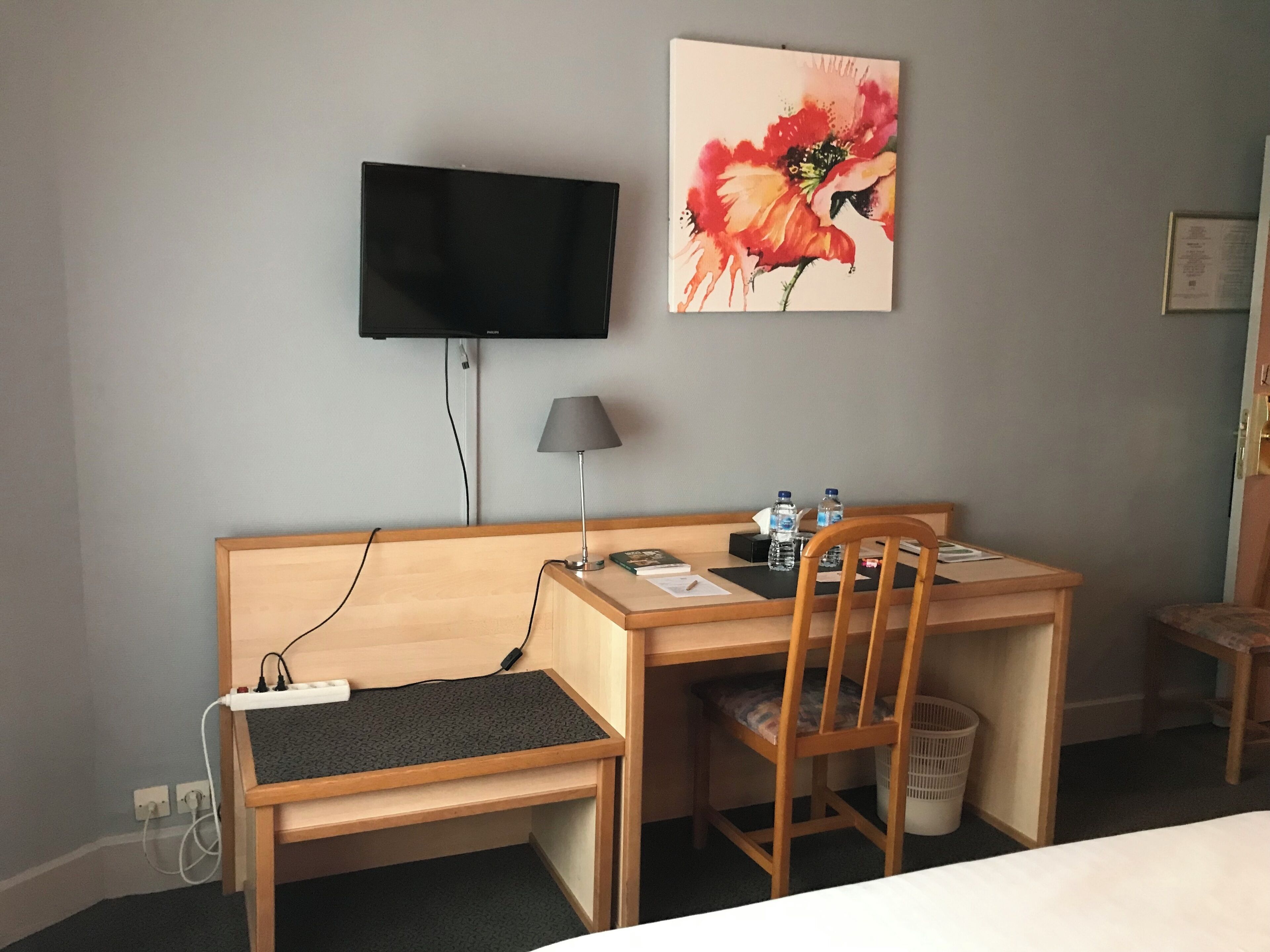 standard double room | desk, free wifi, bed sheets
