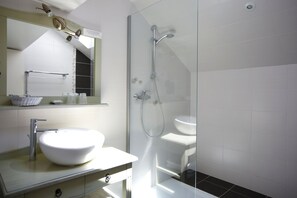 Free toiletries, hair dryer, towels