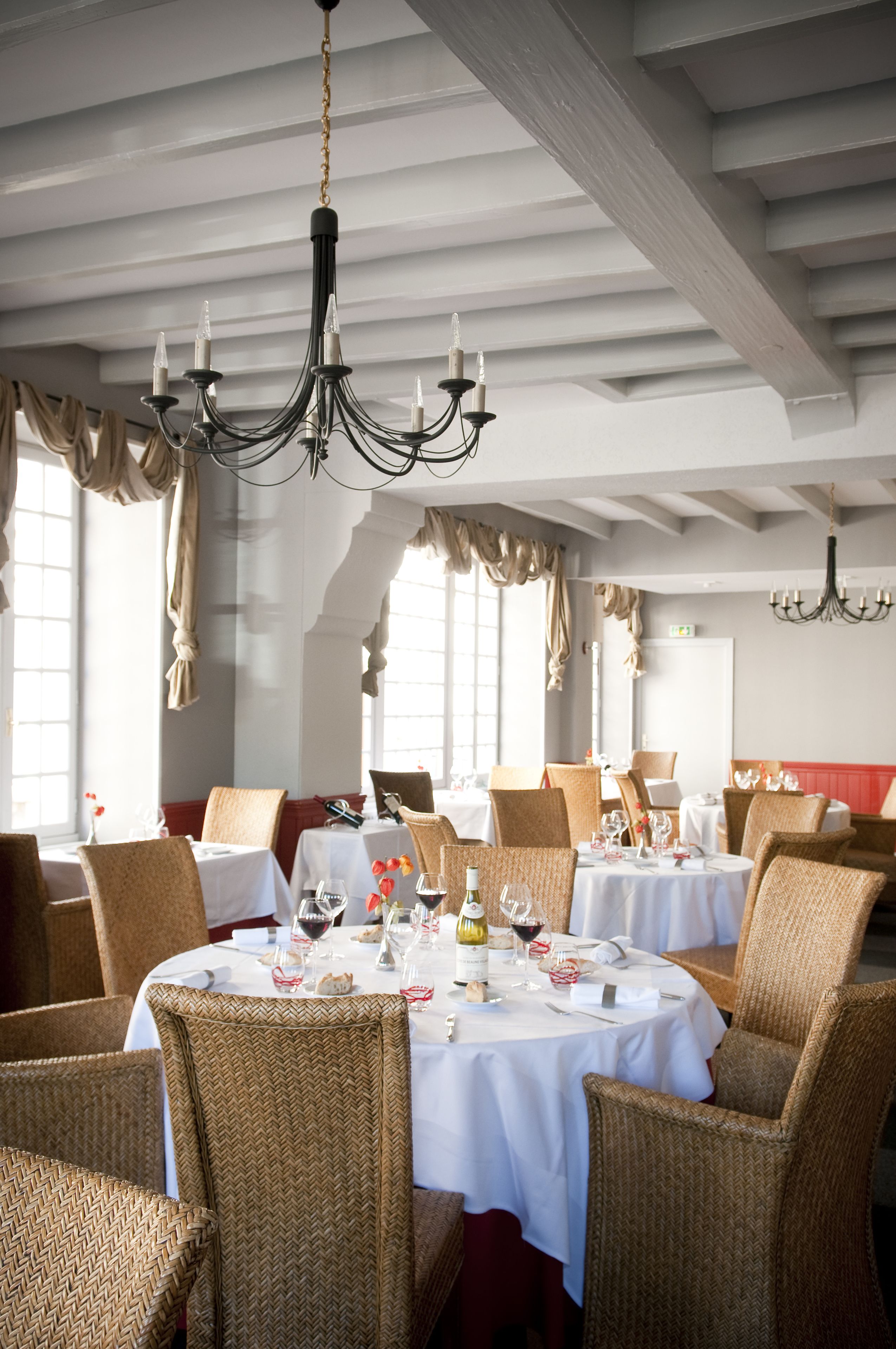 Déjeuner et dîner servis sur place, restauration en plein air 