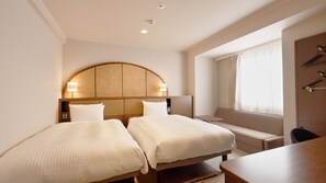 頂級雙床房 | 書桌、筆電工作空間、遮光布/窗簾、熨斗/熨衣板