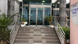 施設の入り口