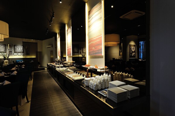 Lunch and dinner served - Abell Hotel Kuching (Kuching)