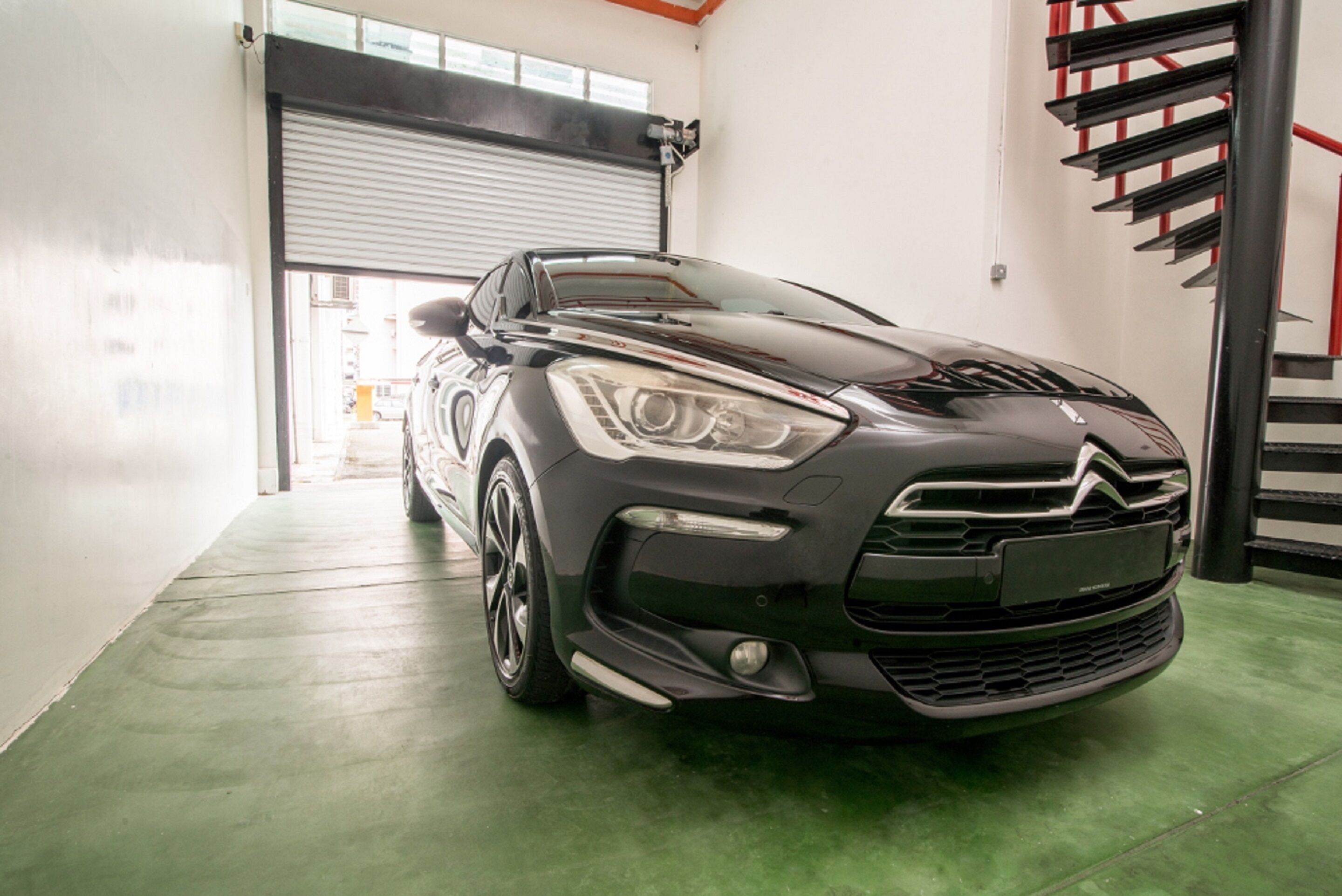 Aparcamiento sin asistencia gratuito