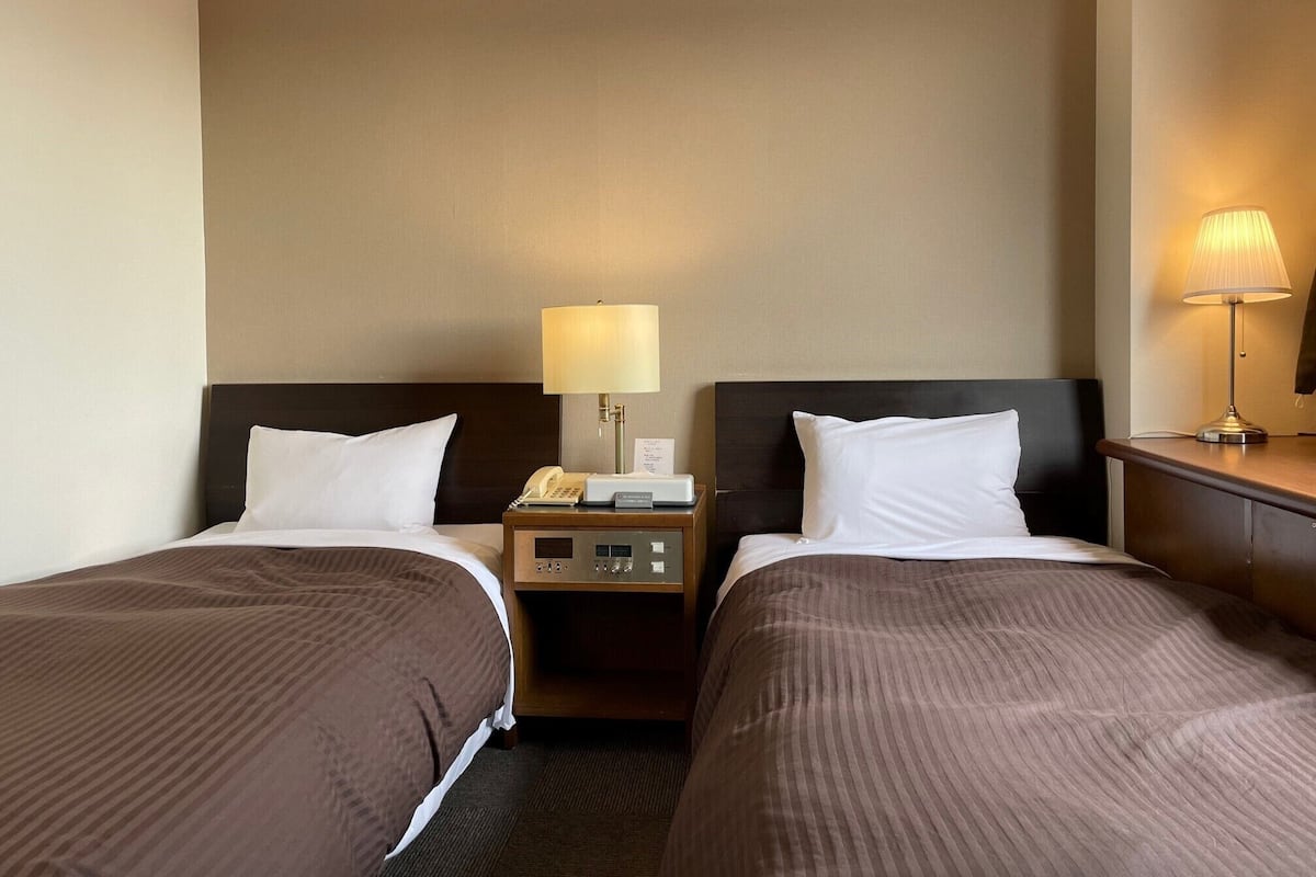 Escritorio y wifi gratis