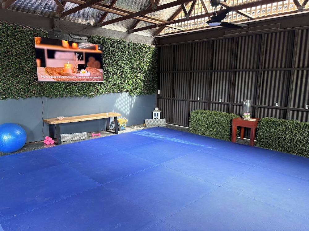 Coral Beach Lodge by null