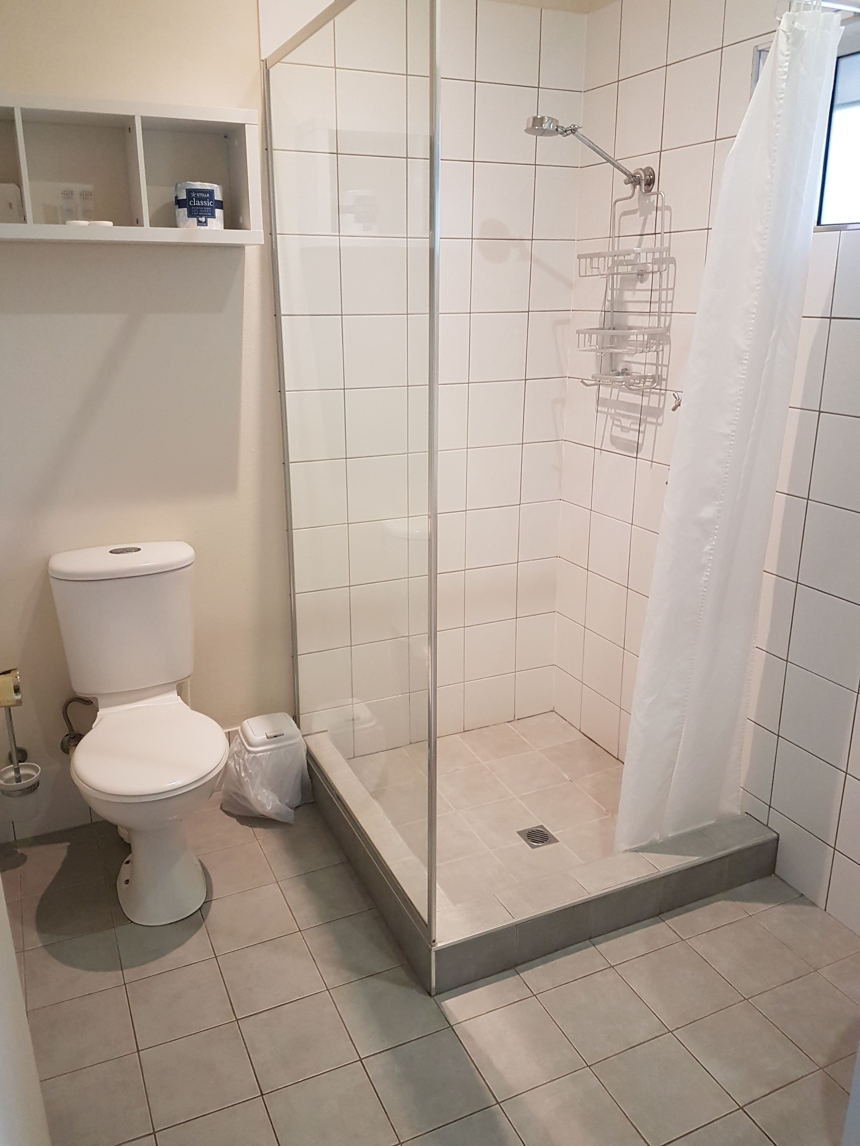 deluxe triple room | iron/ironing board, free wifi, bed sheets