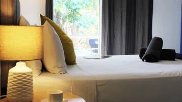 Deluxe-Zweibettzimmer | Bügeleisen/Bügelbrett, kostenloses WLAN, Bettwäsche