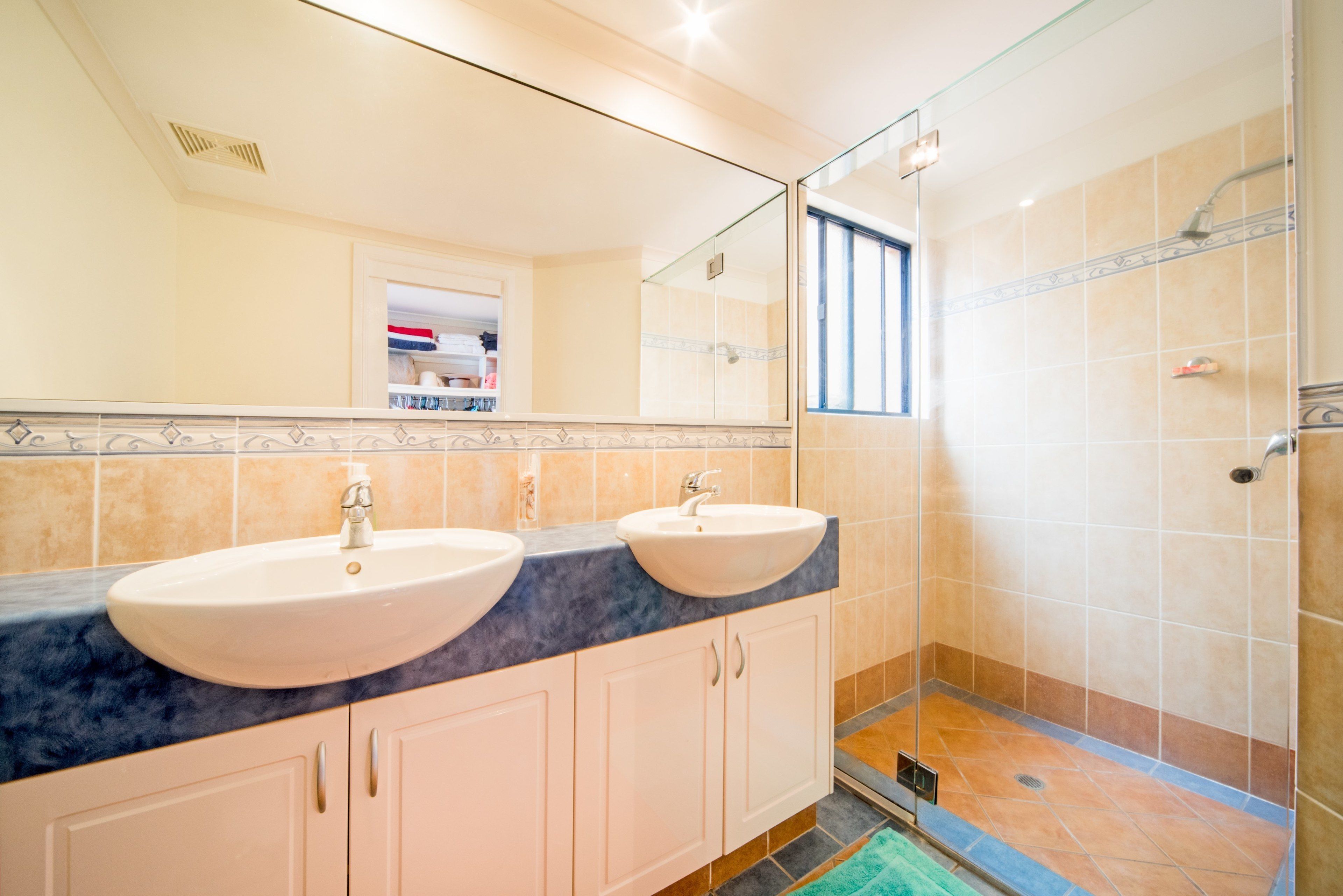 three bedroom ocean view apartment with rooftop hot tub | bathroom | rainfall showerhead, free toiletries, hair dryer, towels