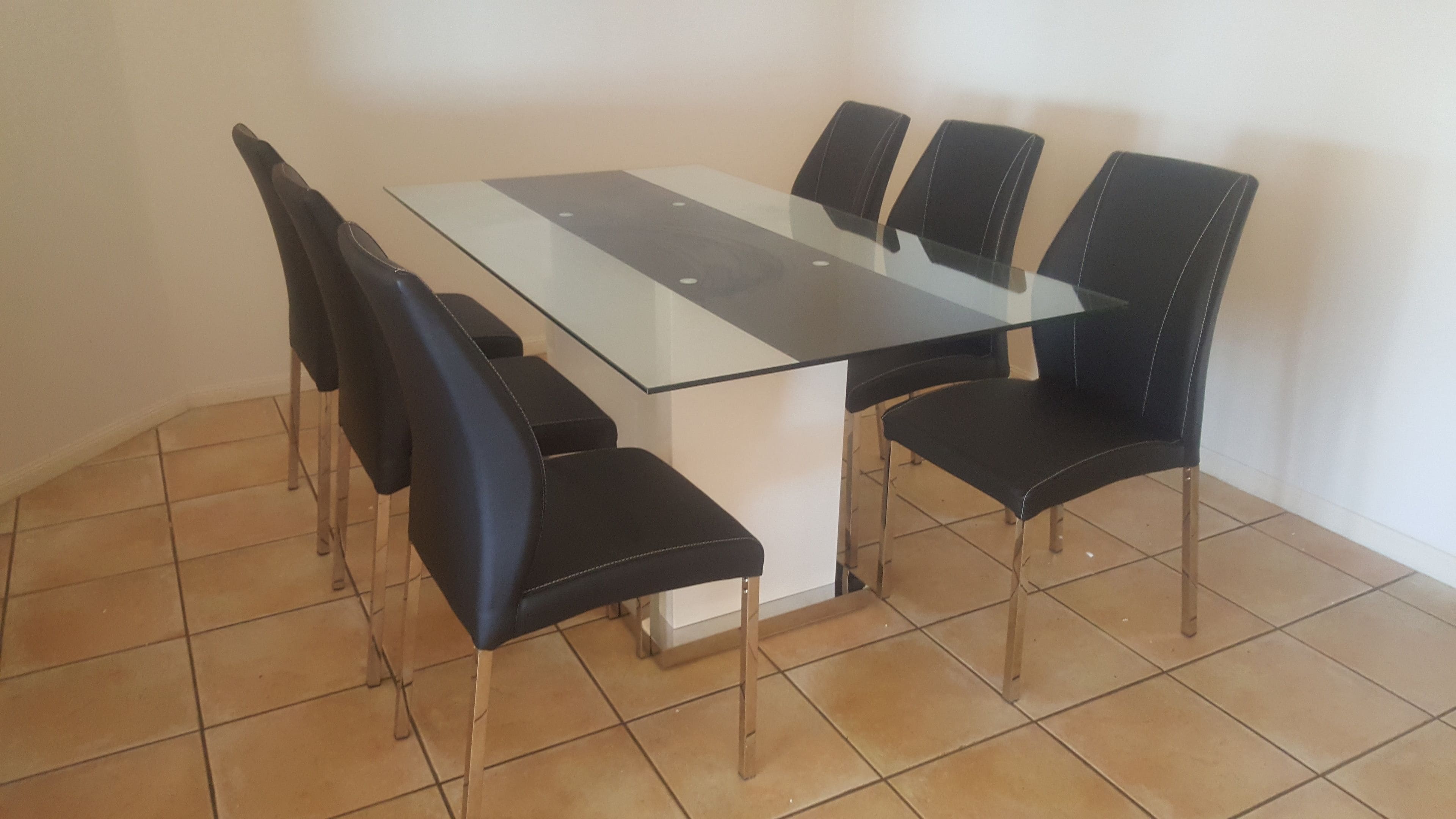 3 bedrooms, premium bedding, individually decorated