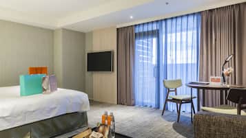 Hypo-allergenic bedding, down duvets, minibar, in-room safe