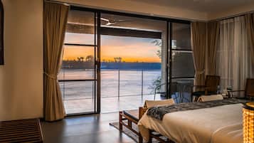 Chambre Double ou avec lits jumeaux (Riverfront Upper Floor ) | Vue de la chambre