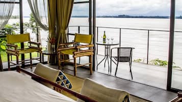 Literie de qualité supérieure, minibar, coffres-forts dans les chambres
