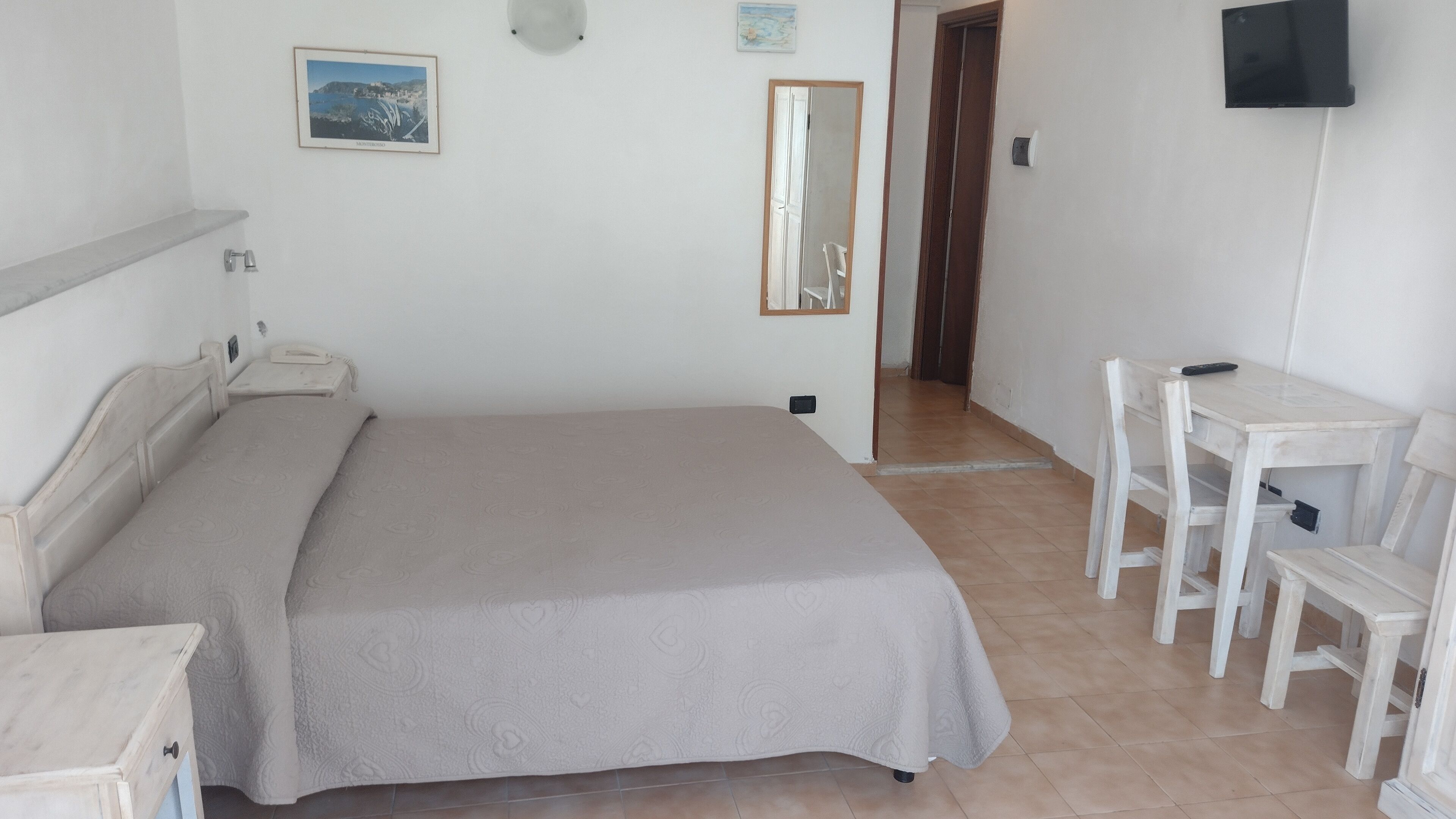 double room | minibar, desk, blackout curtains, soundproofing