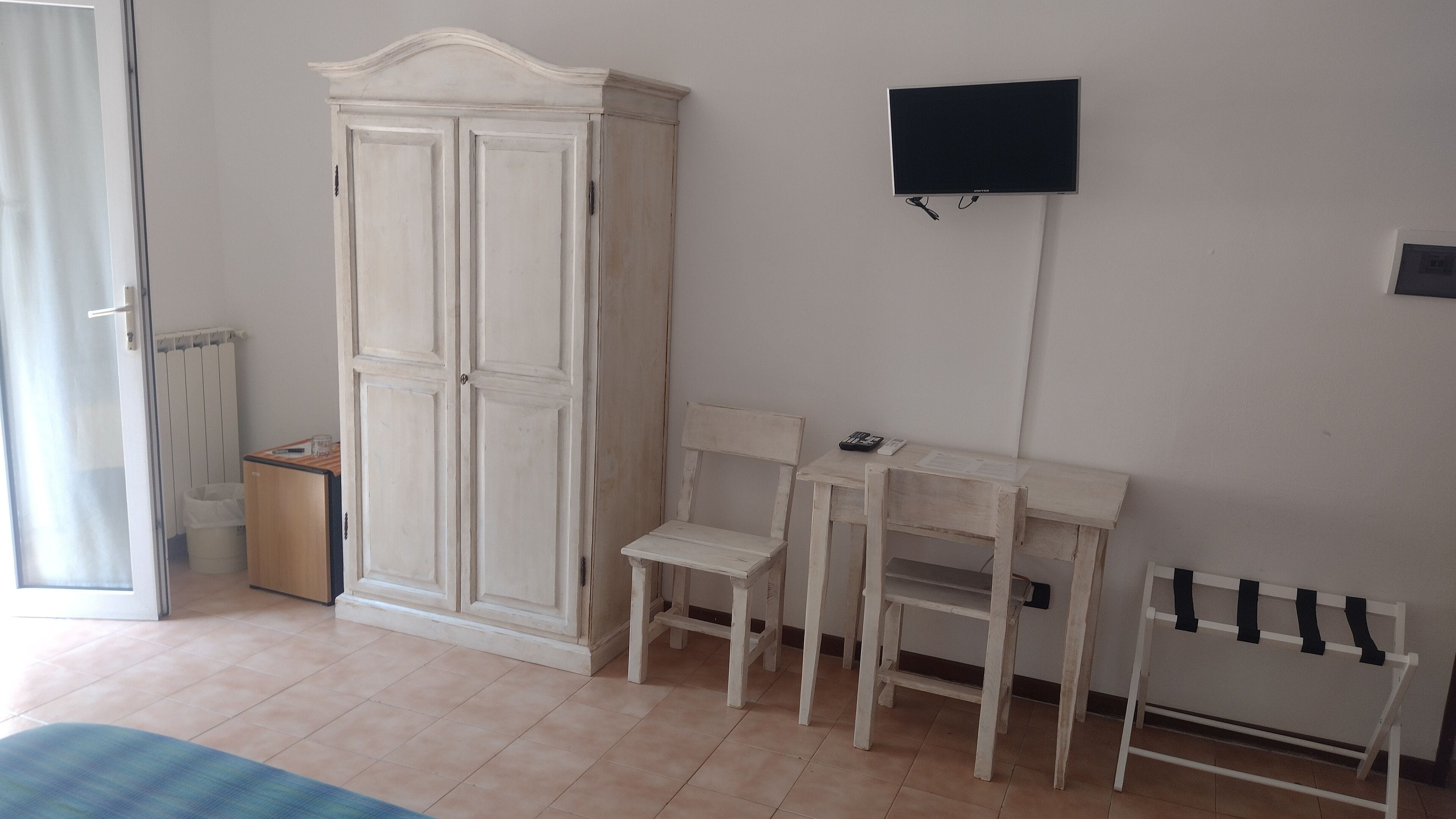 double room | minibar, desk, blackout curtains, soundproofing