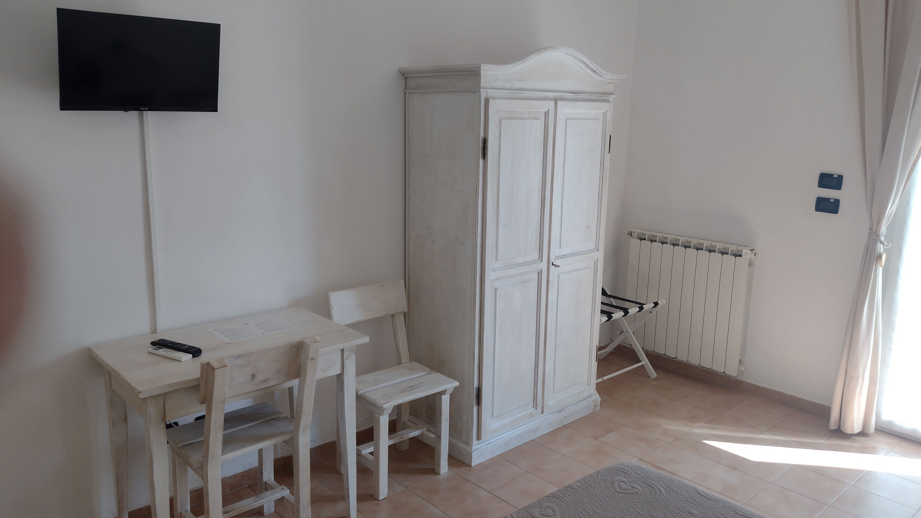 double room | minibar, desk, blackout curtains, soundproofing