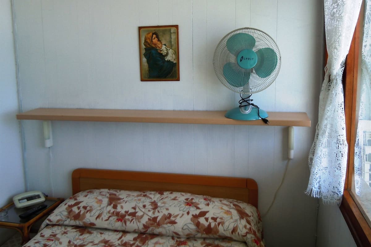 Chambre Simple Ăconomique, balcon, vue mer