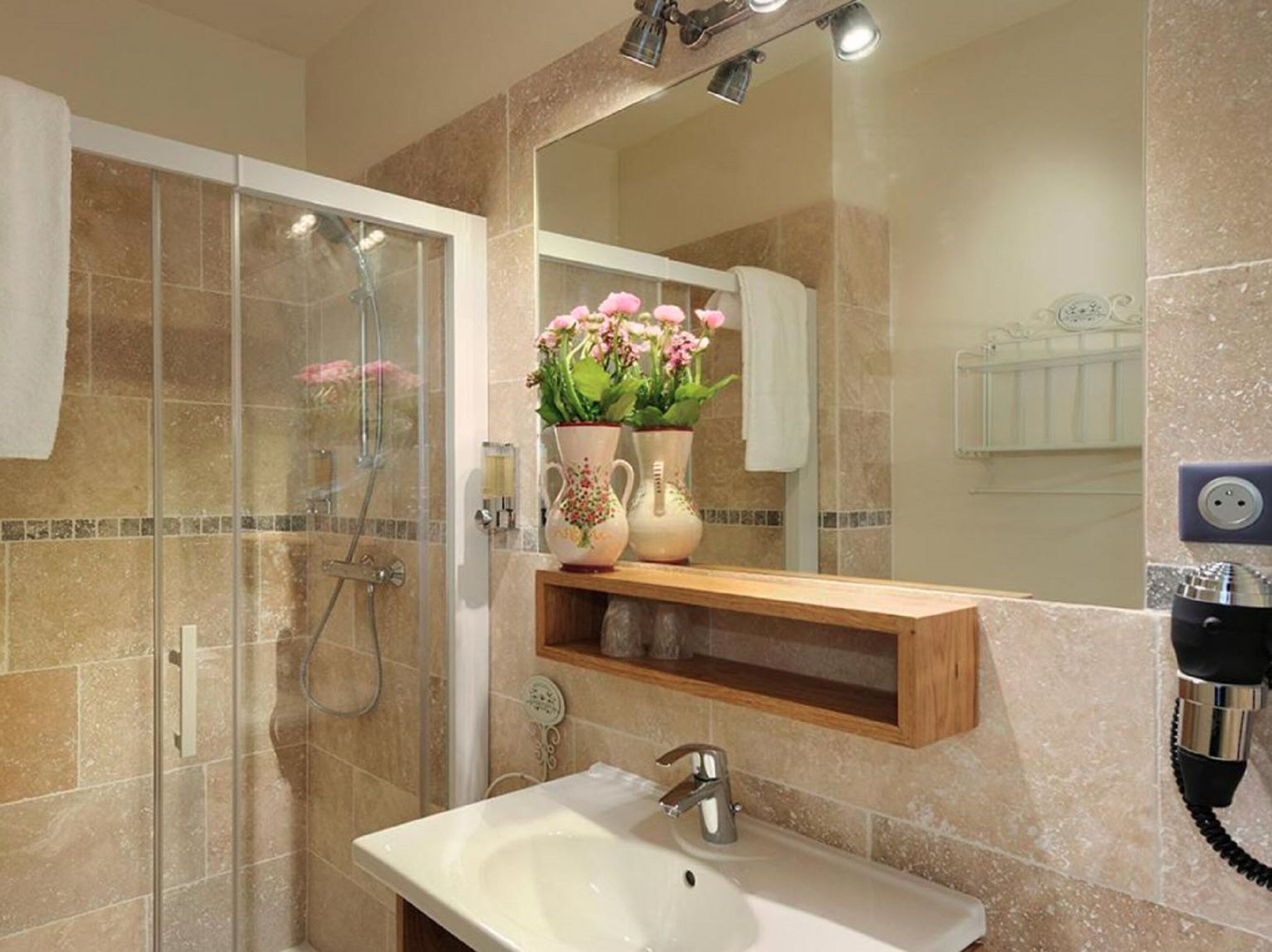 free toiletries, bathrobes, towels