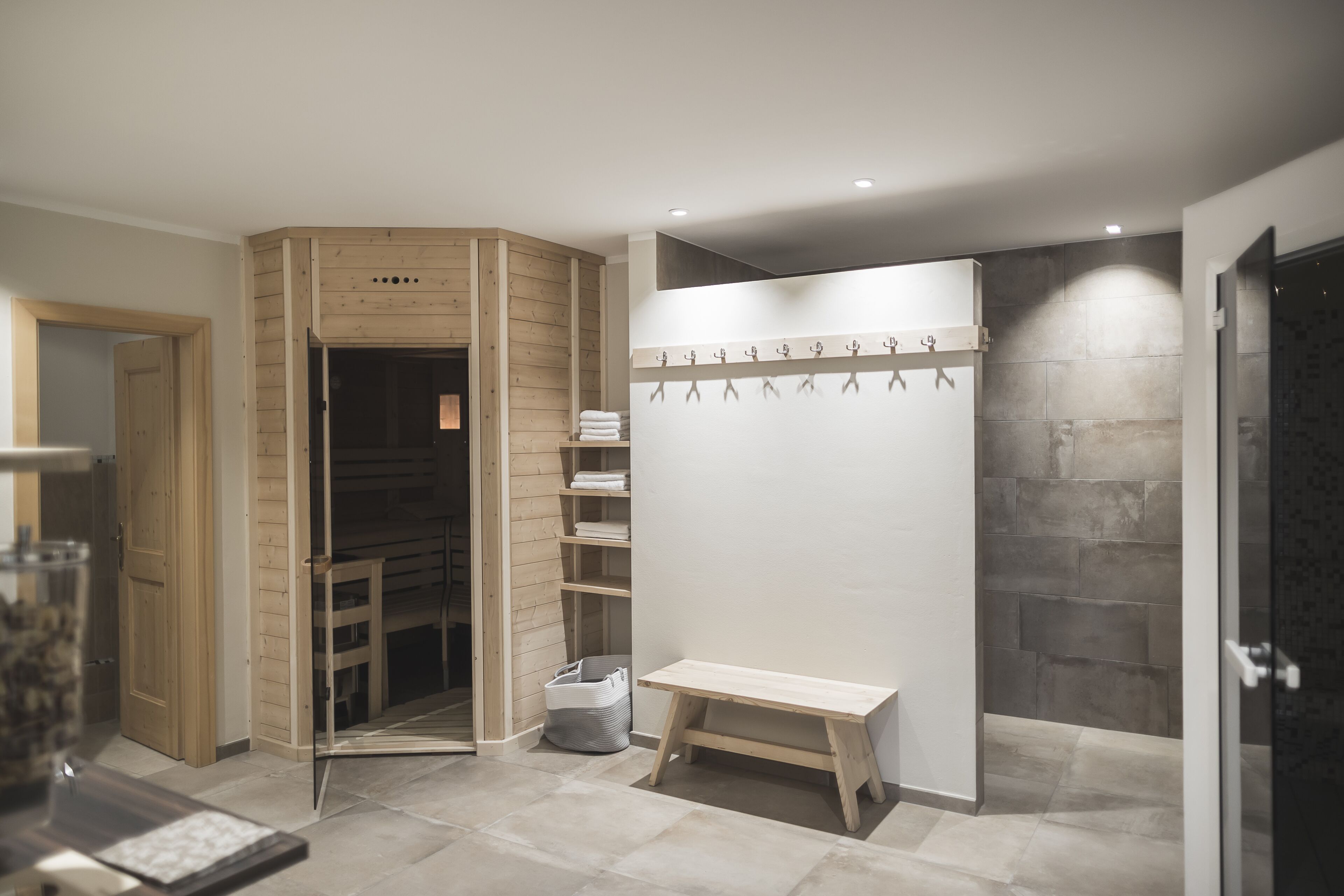 sauna, steam room