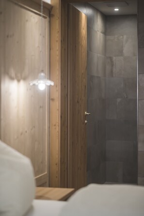 Room amenity - Emma Historic Hotel (Villabassa)