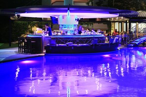 Outdoor pool - Marigianna Apartments (Agios Nikolaos)