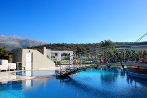 Outdoor pool - Marigianna Apartments (Agios Nikolaos)