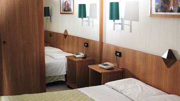 Standard-Dreibettzimmer