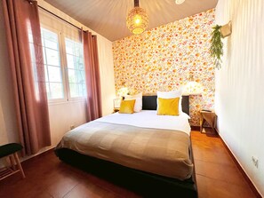 Standard Double Room, 1 King Bed