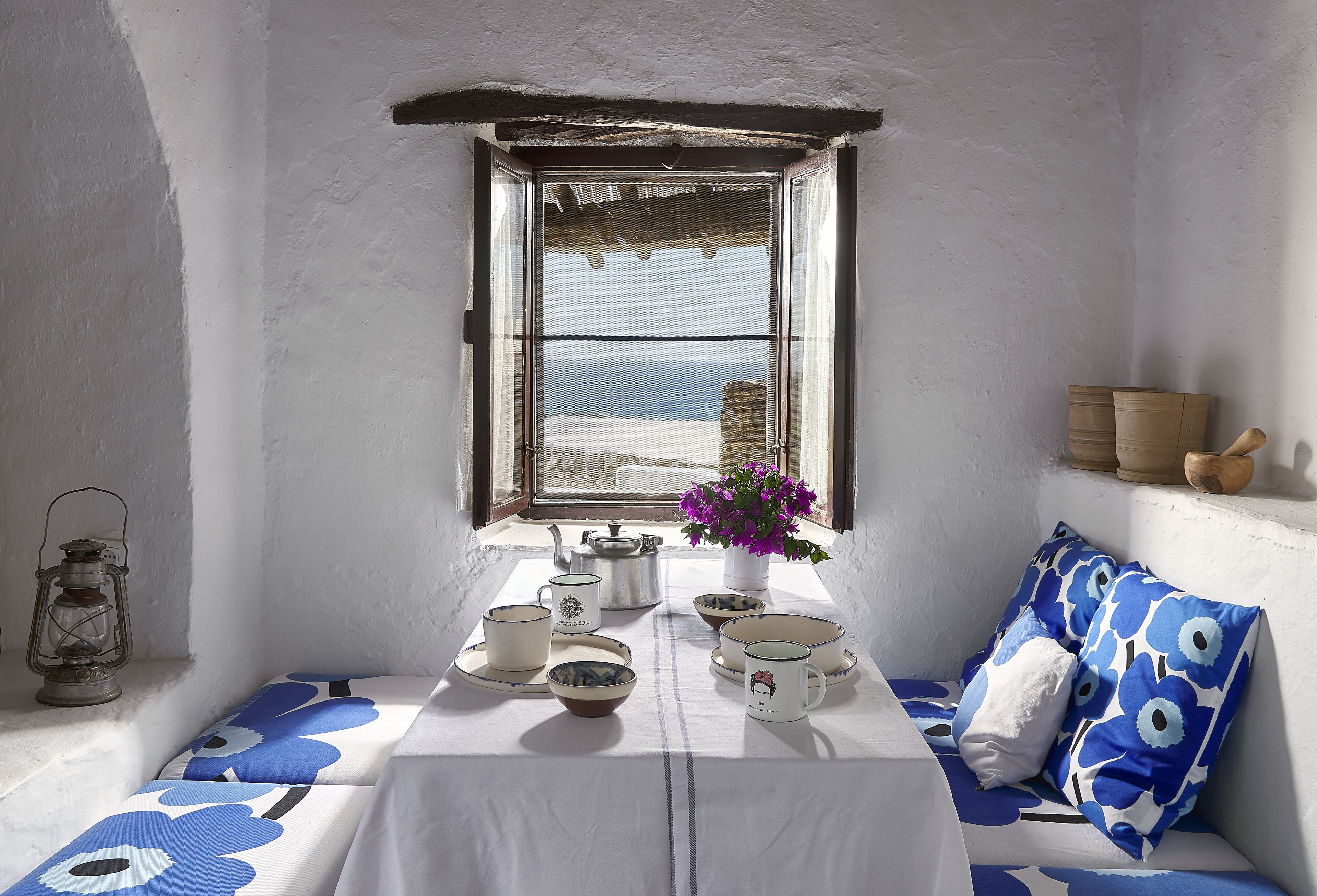 superior cottage | in-room dining