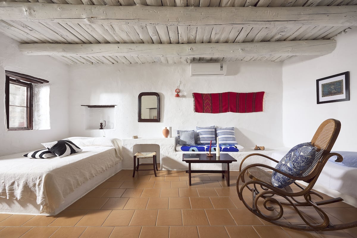 family cottage, garden view | living area