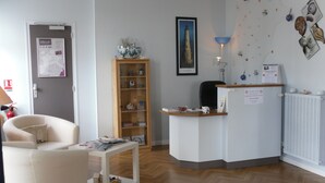 Lobby - The Originals Access, Hôtel Corinna (Royan)