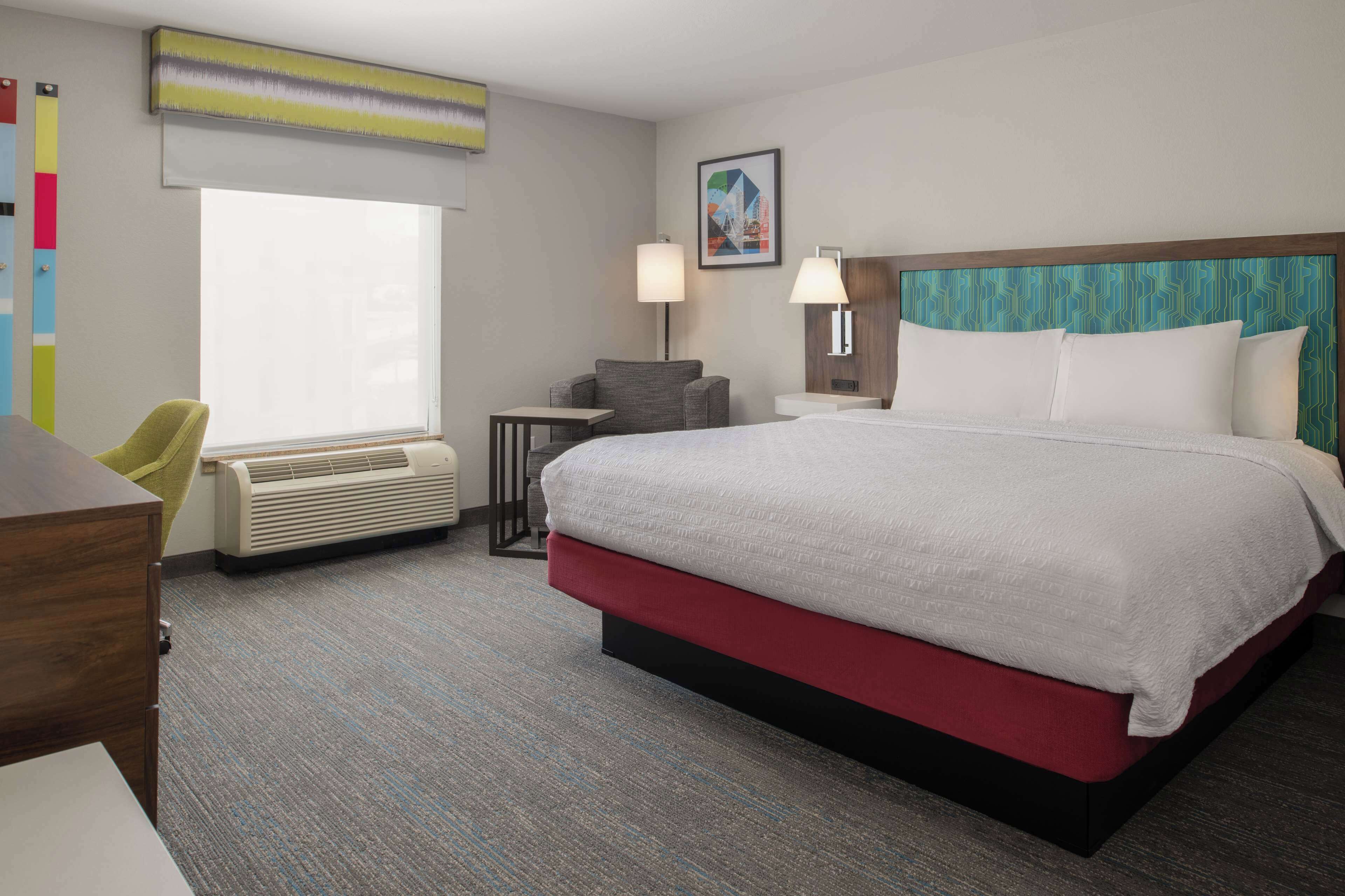 one king bed, non-smoking | hypo-allergenic bedding, down duvets, blackout curtains