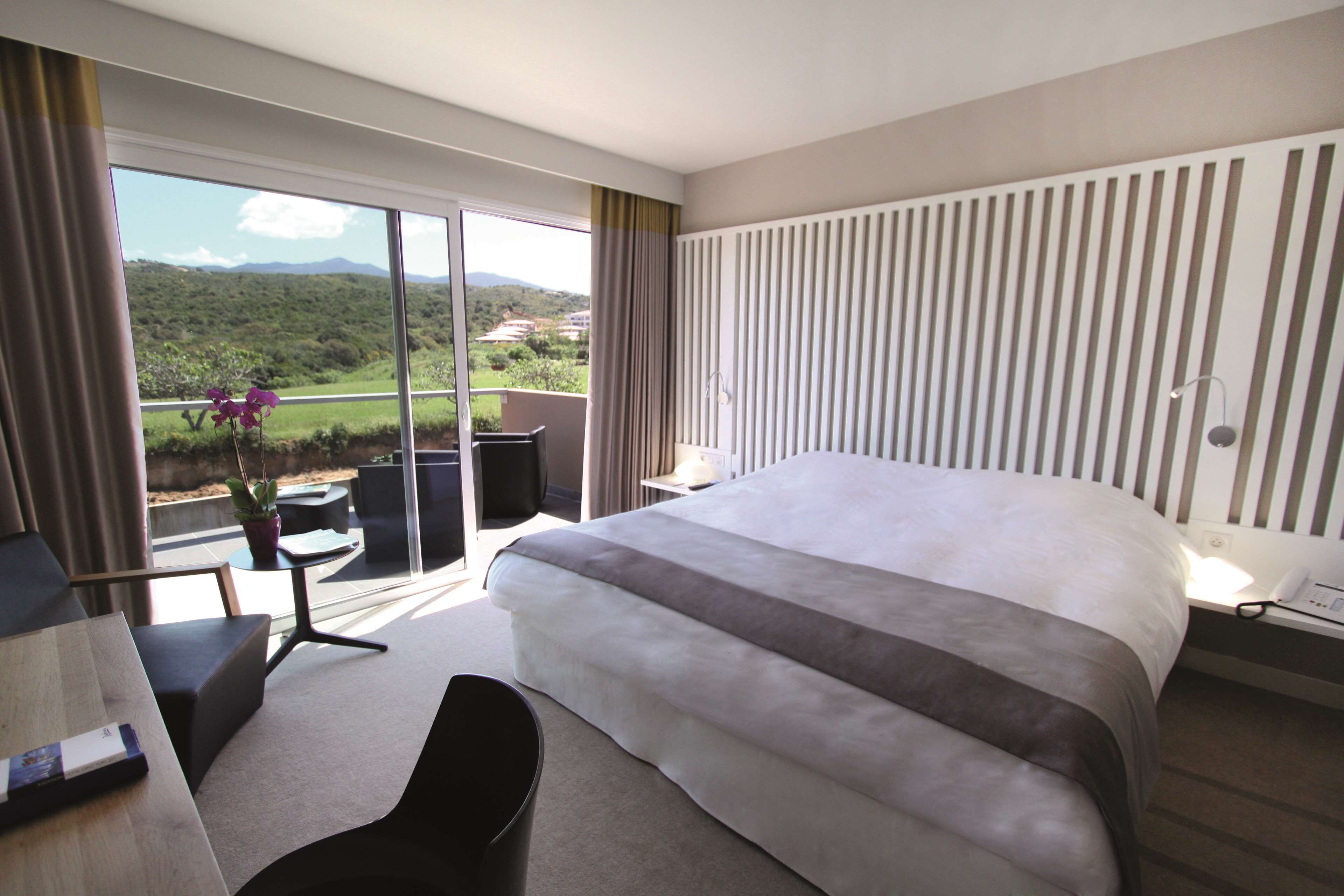 Premium bedding, minibar, in-room safe, desk