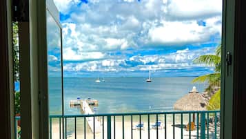 Suite 10 Not Pet-Friendly | Beach/ocean view