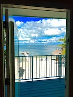 Suite 10 Not Pet-Friendly | Beach/ocean view