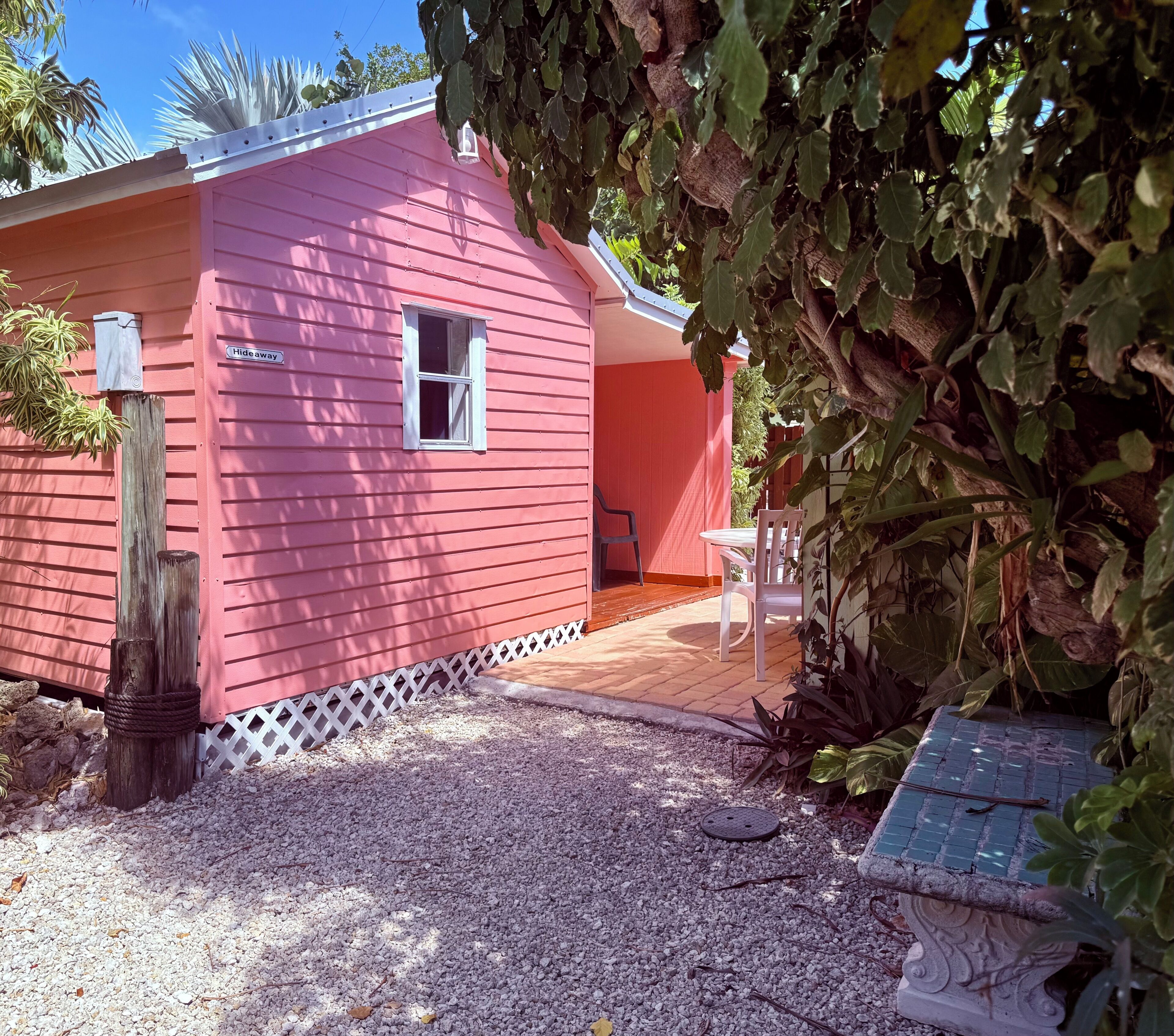 Rom (Hideaway) | Individuelt dekorert, individuelt innredet og blendingsgardiner