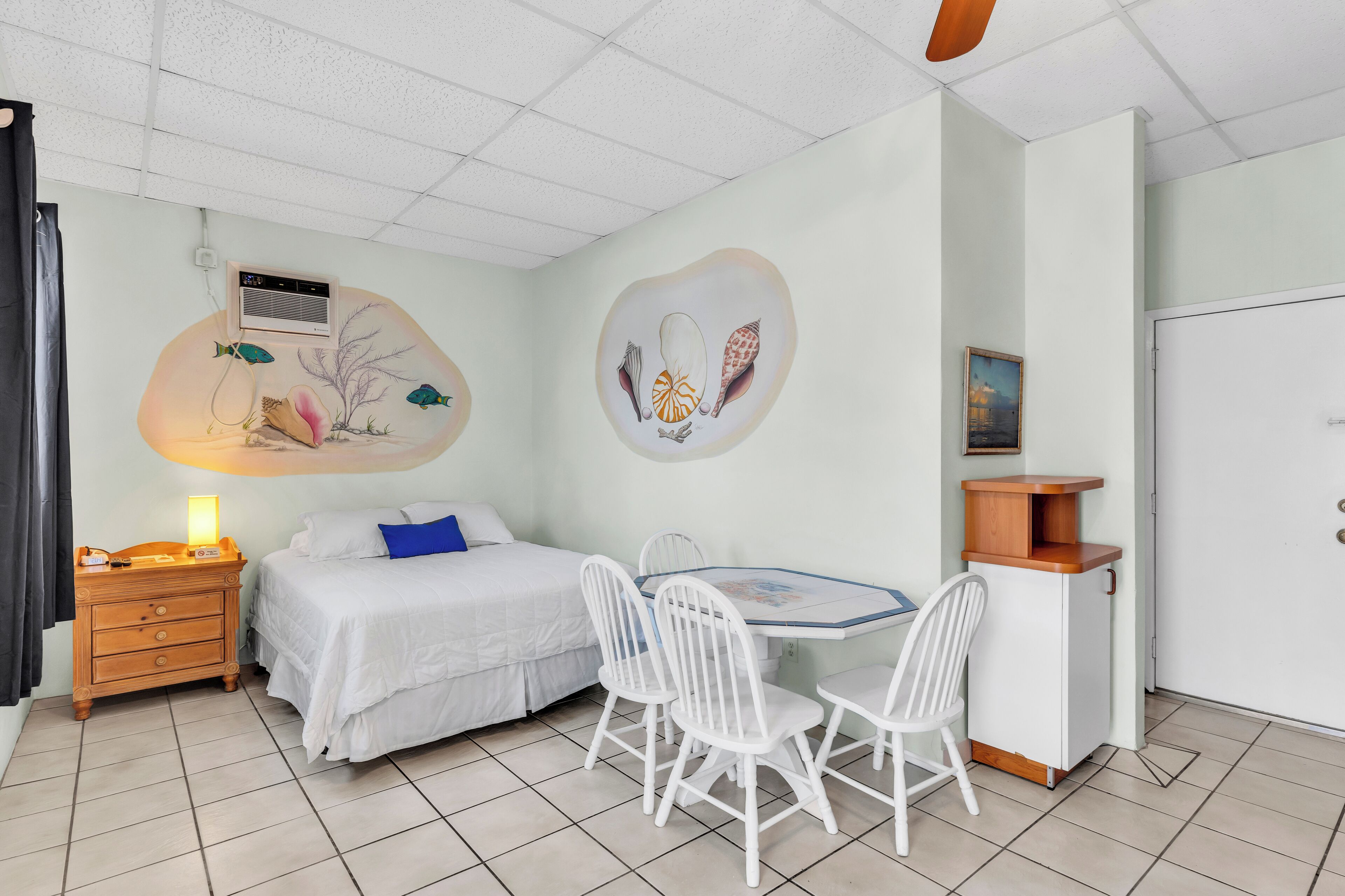 Superior-Zimmer, 1 Queen-Bett | Individuell dekoriert, individuell eingerichtet, Verdunkelungsvorhänge