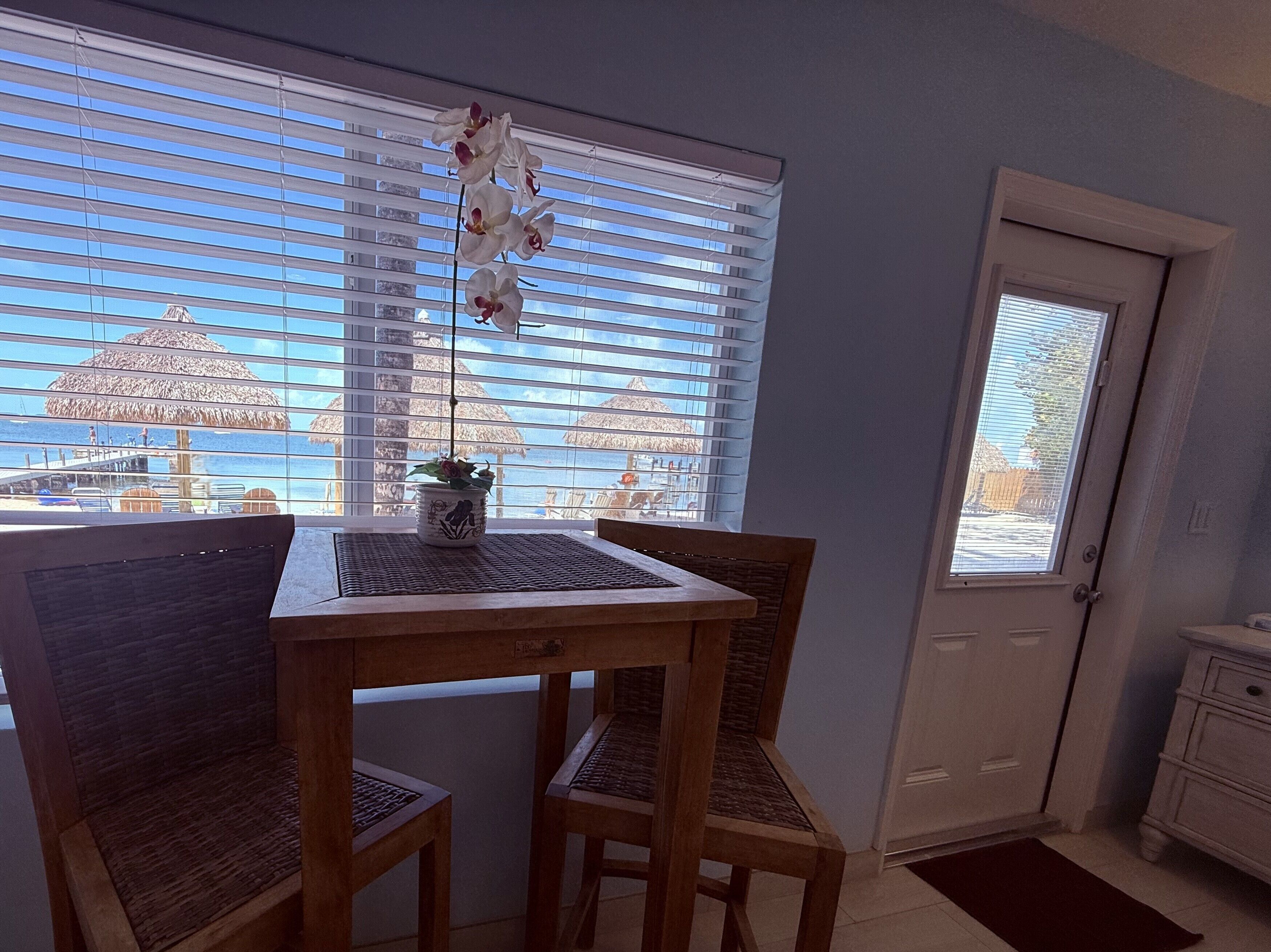 Rom – standard, 1 kingsize-seng | Individuelt dekorert, individuelt innredet og blendingsgardiner