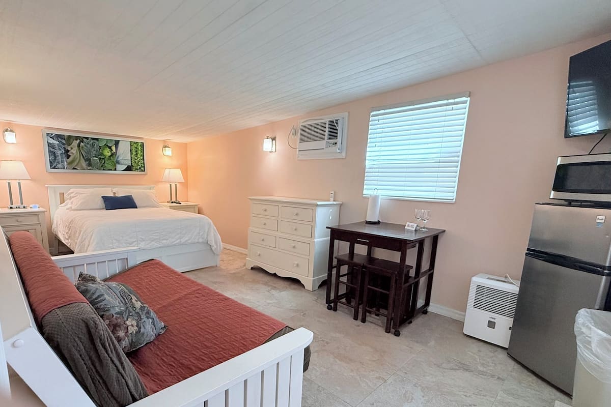 Chambre (Bay Side) | Décoration personnalisée, ameublement personnalisé, rideaux occultants